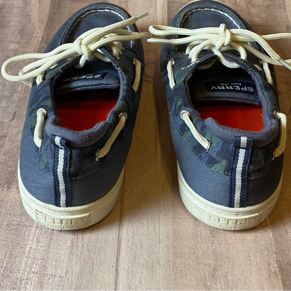 Sperry Boat Shoes Blue‎ With Camo Pattern Size Boys 3
